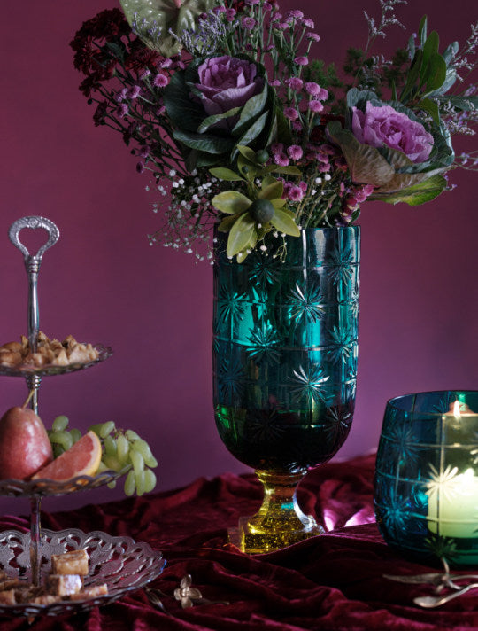 EXPLORE VASES
