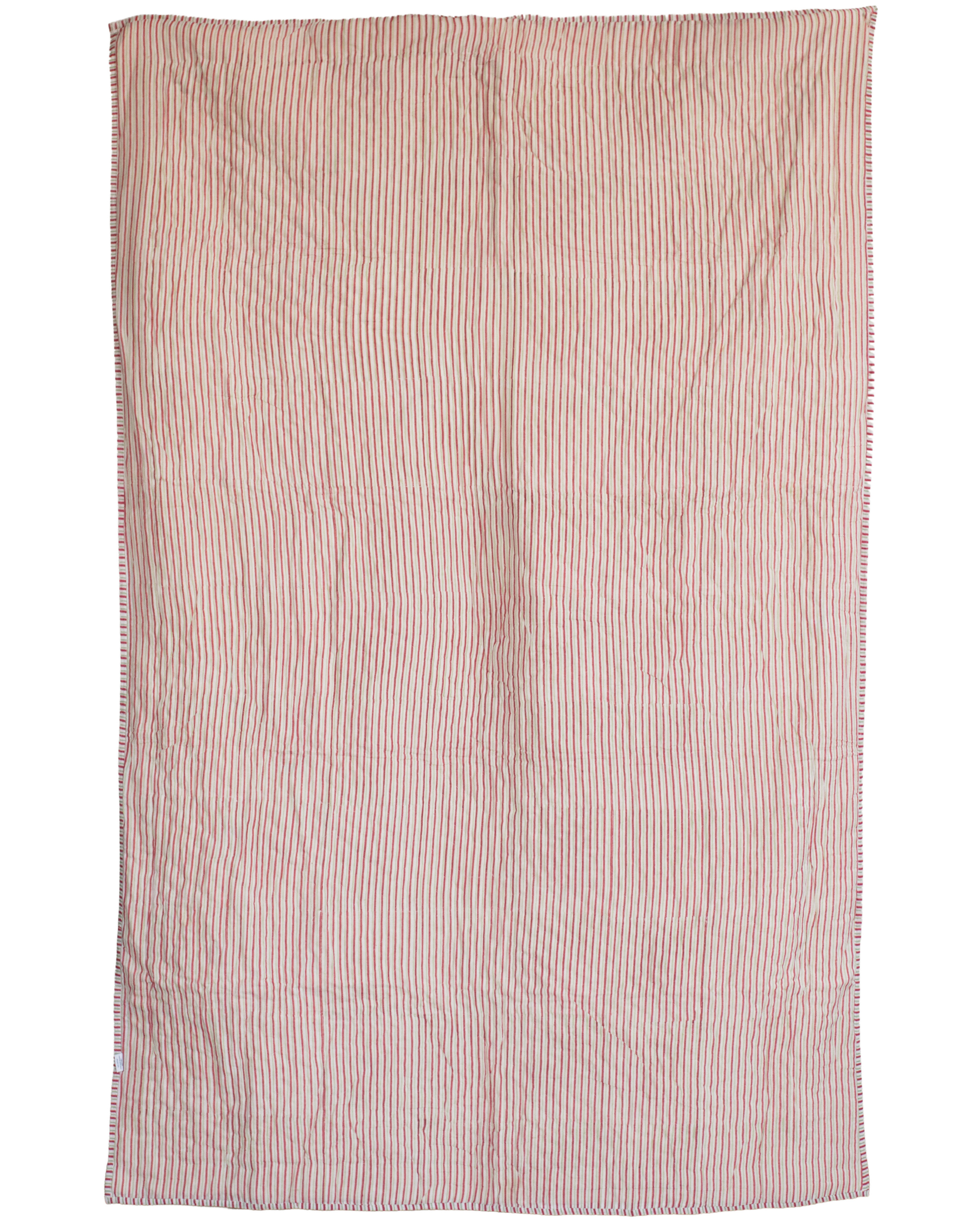 Bougainvillea Blooms Pink Quilt