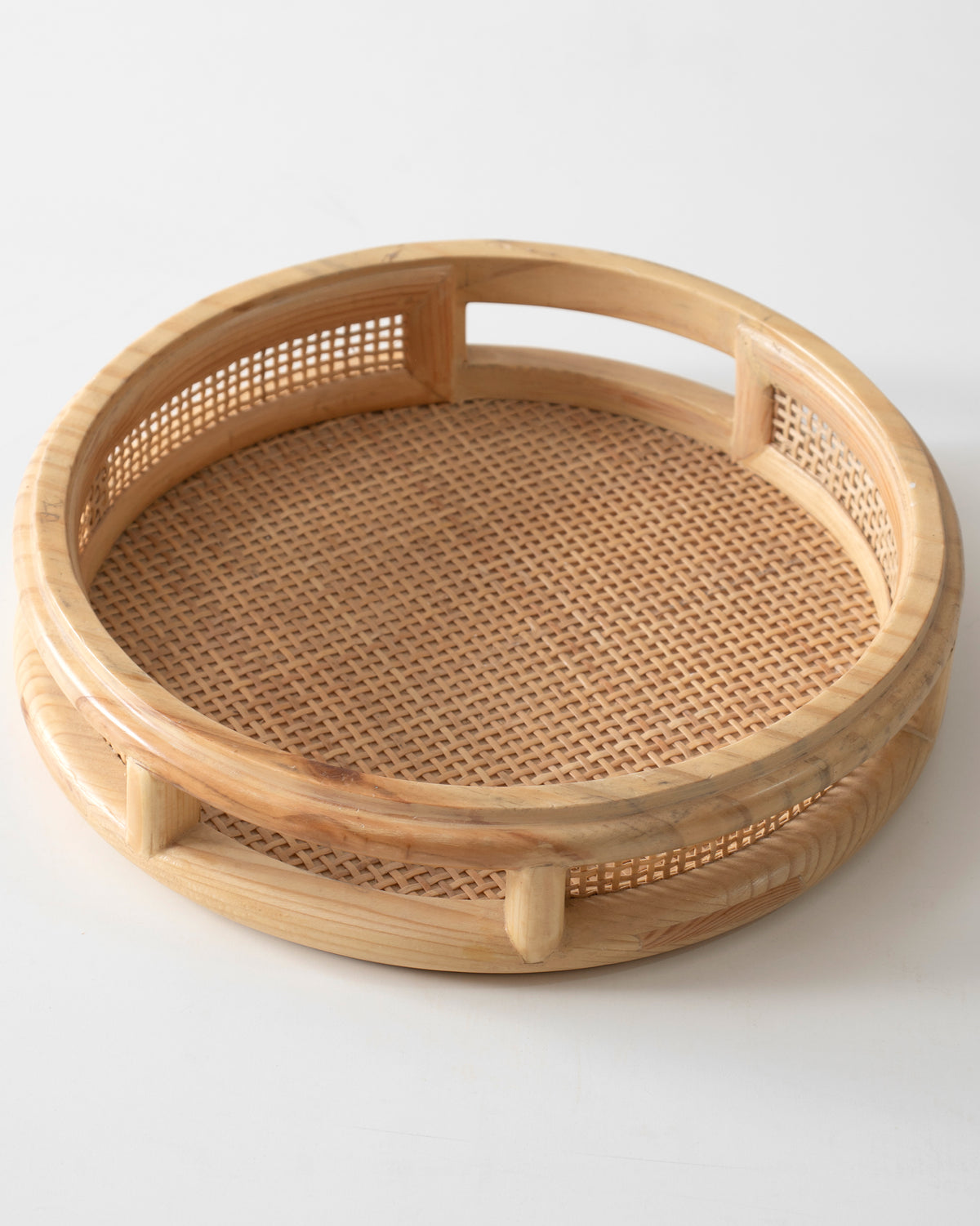 Rattan Round Serving Tray | Rangbagh